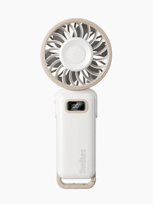 Witte Diveblues AIR oplaadbare handventilator met Crab-Claw™ karabijnhaak, Horizon-Flip™ 180° vouwontwerp en Sea-Breeze™ traploze 1-100 snelheid.